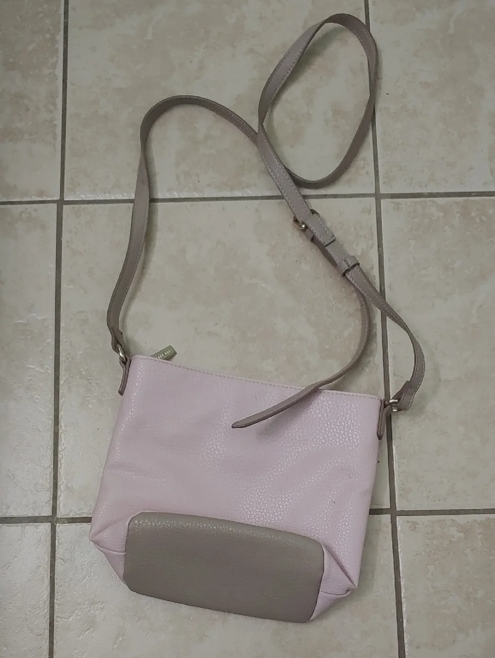 Anne Klein Crossbody Pastel Pink and White Travel Purse
